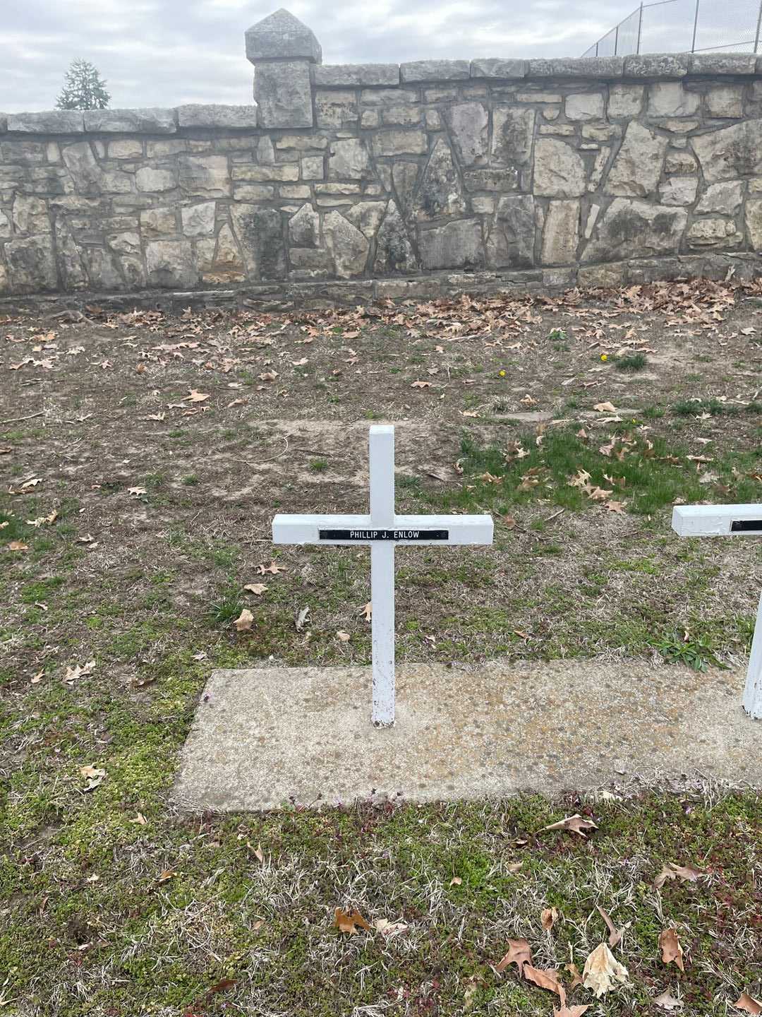 Phillip J. Enlow's grave. Photo 2