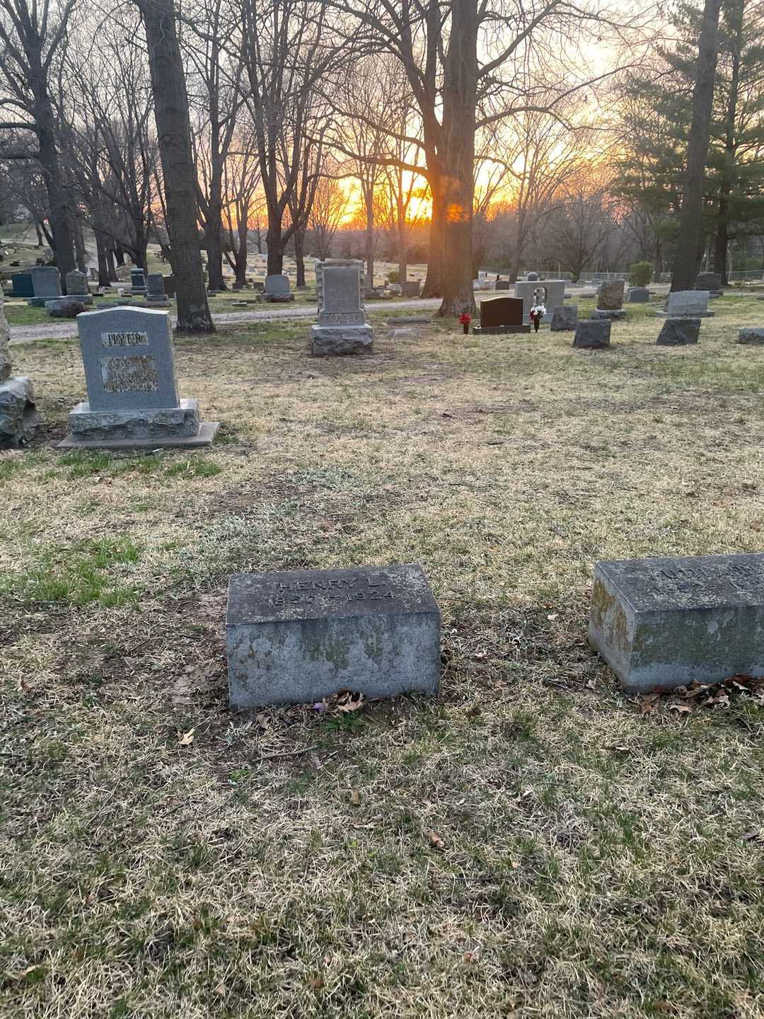 Henry Luther Wolf's grave. Photo 2