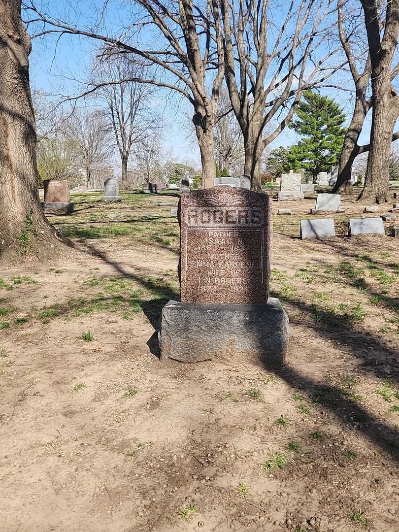 Missus/Madam Emma N. Eardene Rogers's grave. Photo 2