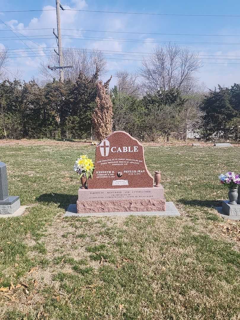 Kenneth D. Cable's grave. Photo 2