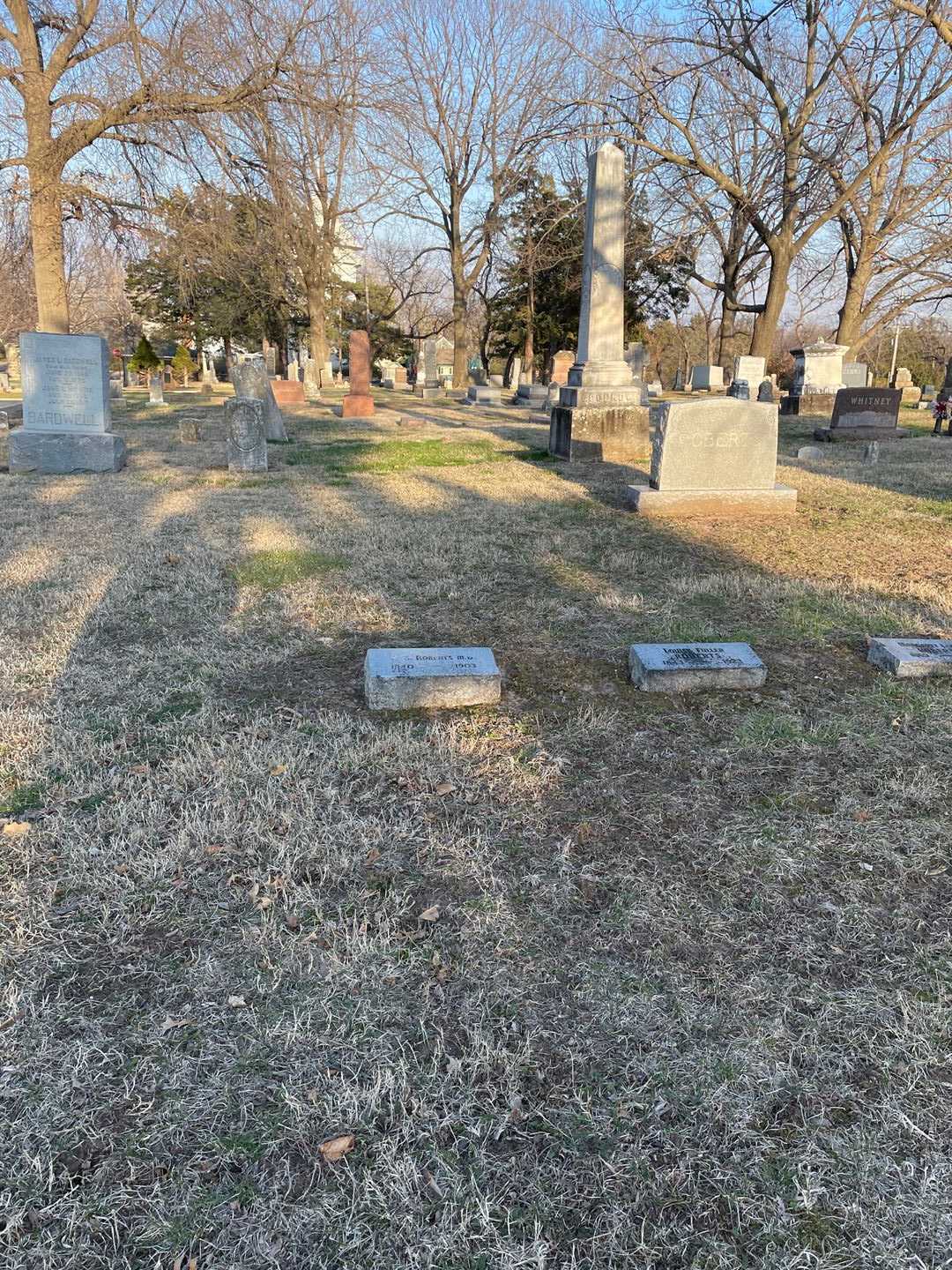 Doctor H. S. Roberts M. D.'s grave. Photo 2