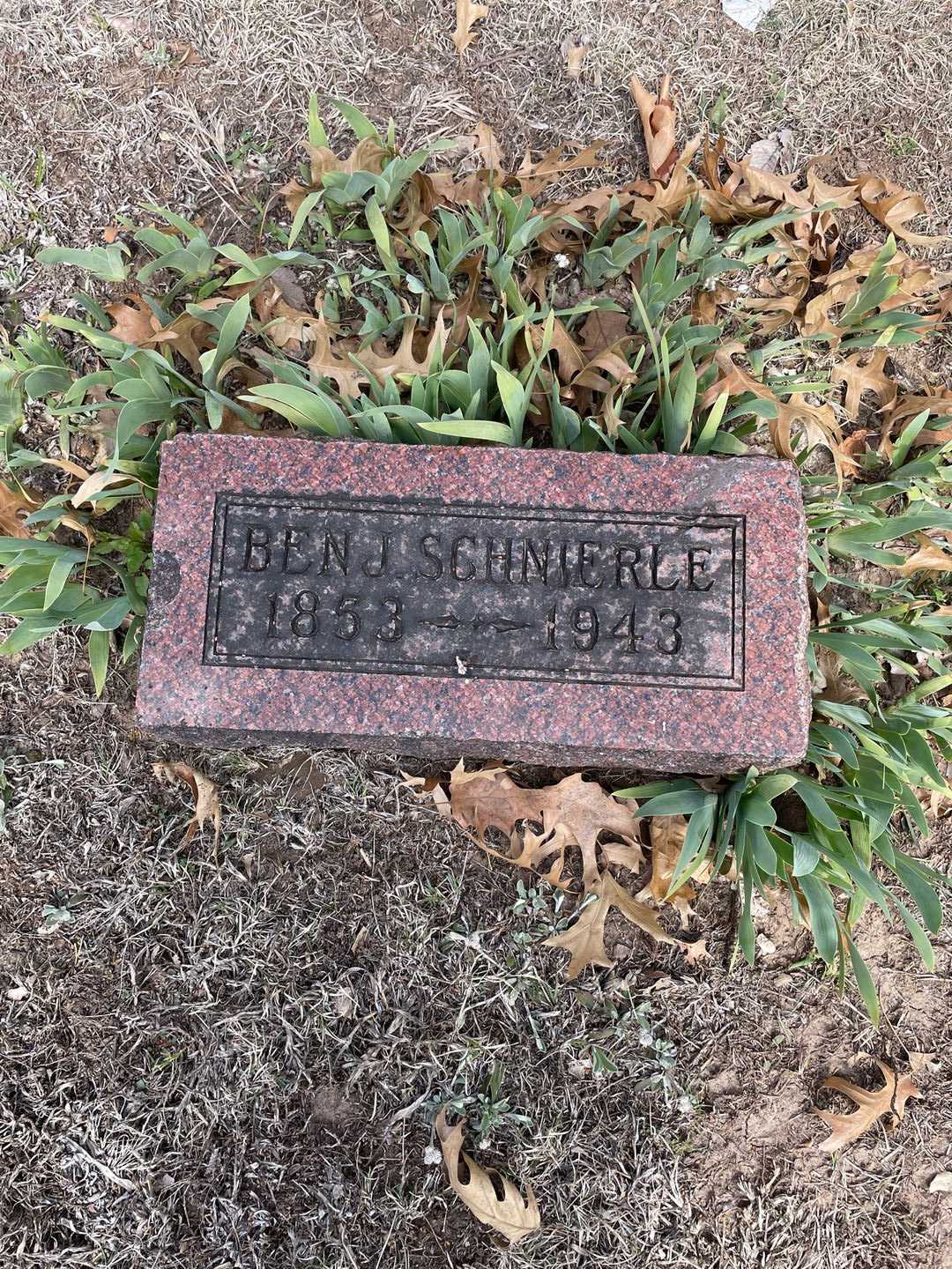 Benjamin Schnierle's grave. Photo 3