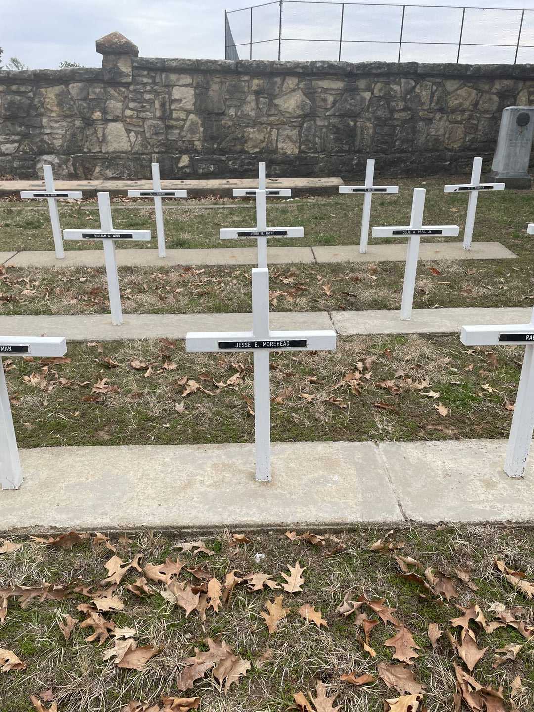 Jesse E. Morehead's grave. Photo 2