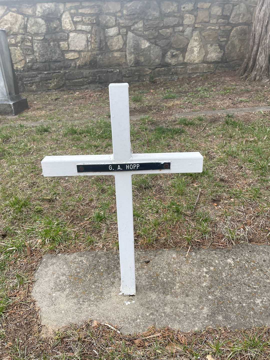 G. A. Hopp's grave. Photo 3