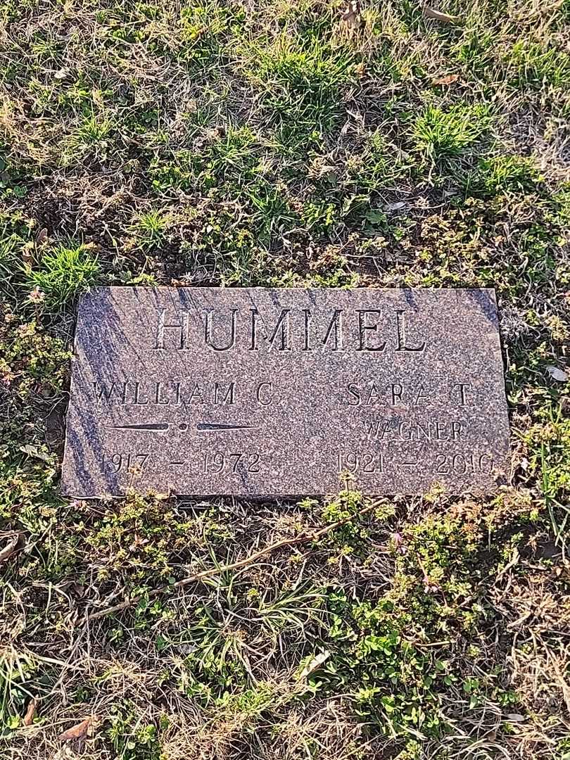 Sara T. Wagner Hummel's grave. Photo 1