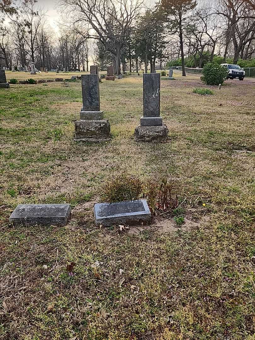 Stephen E. Fager's grave. Photo 2