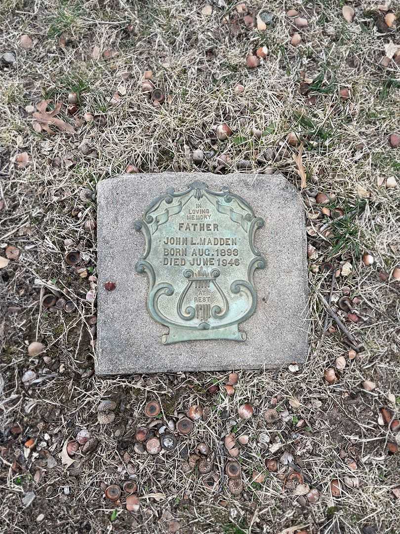 John L. Madden's grave. Photo 3