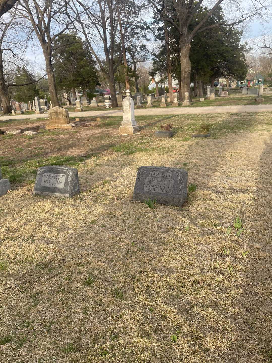 Charles H. Nash's grave. Photo 2