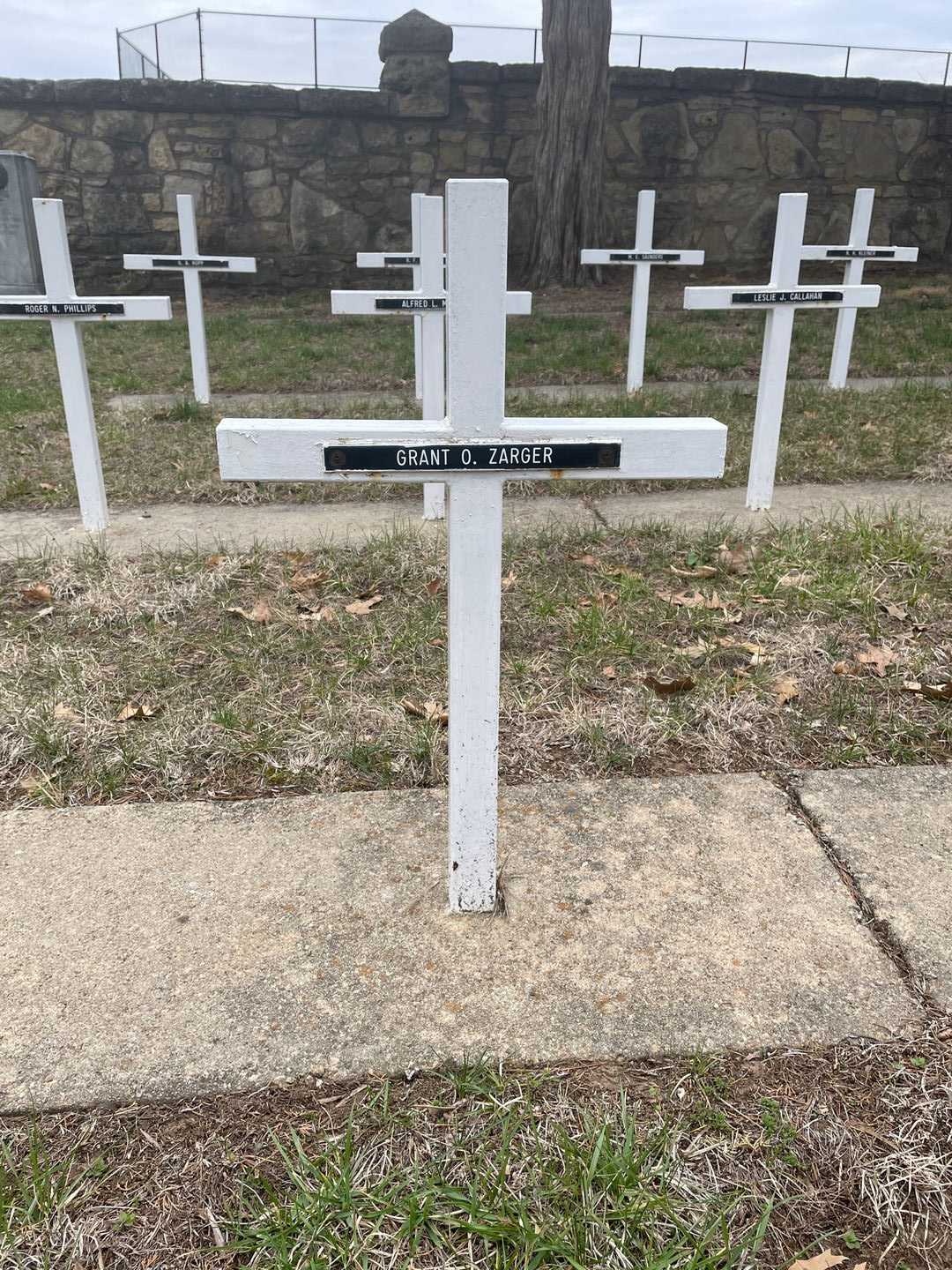 Grant O. Zarger's grave. Photo 3