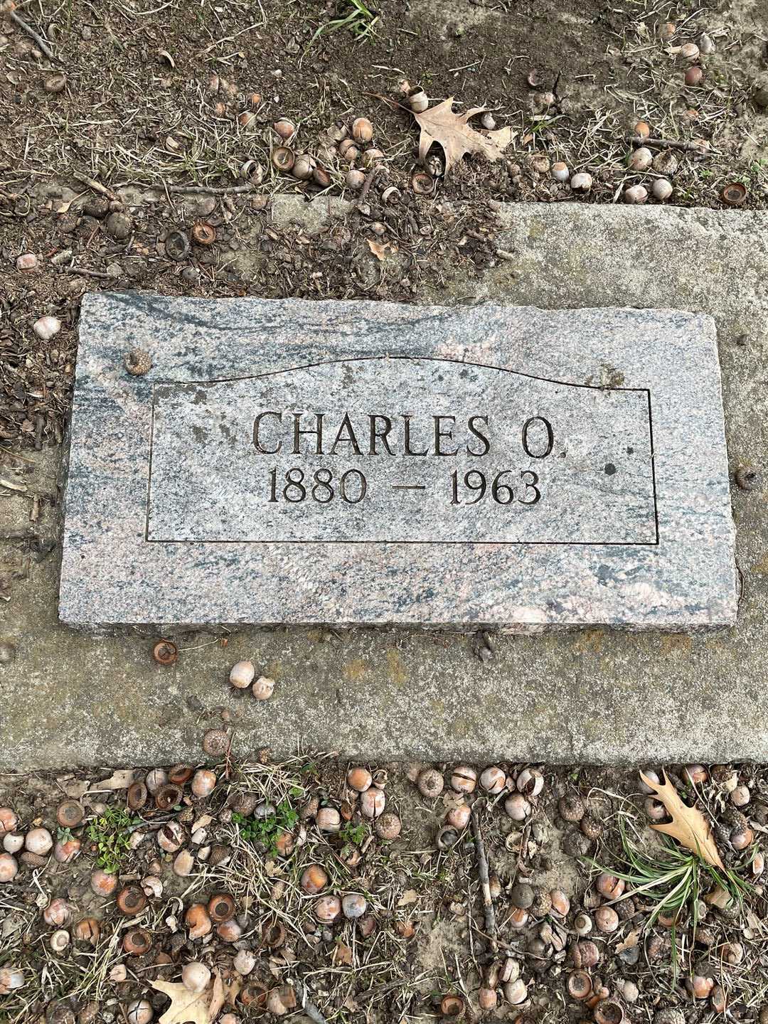 Charles O. LaShelle's grave. Photo 3