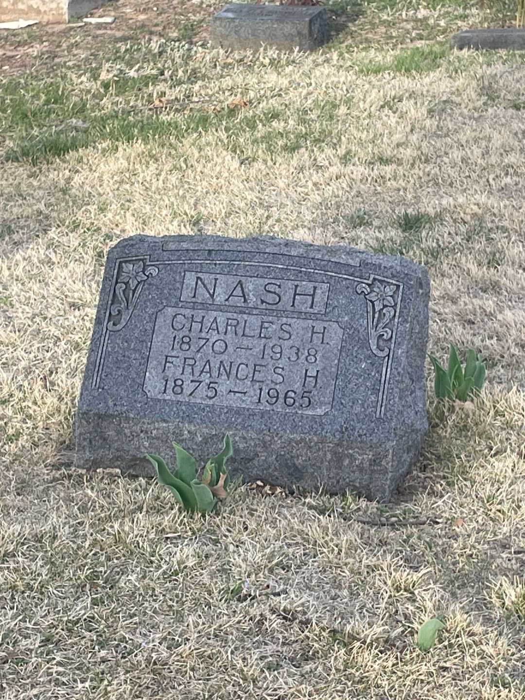 Harry Hacker's grave. Photo 1