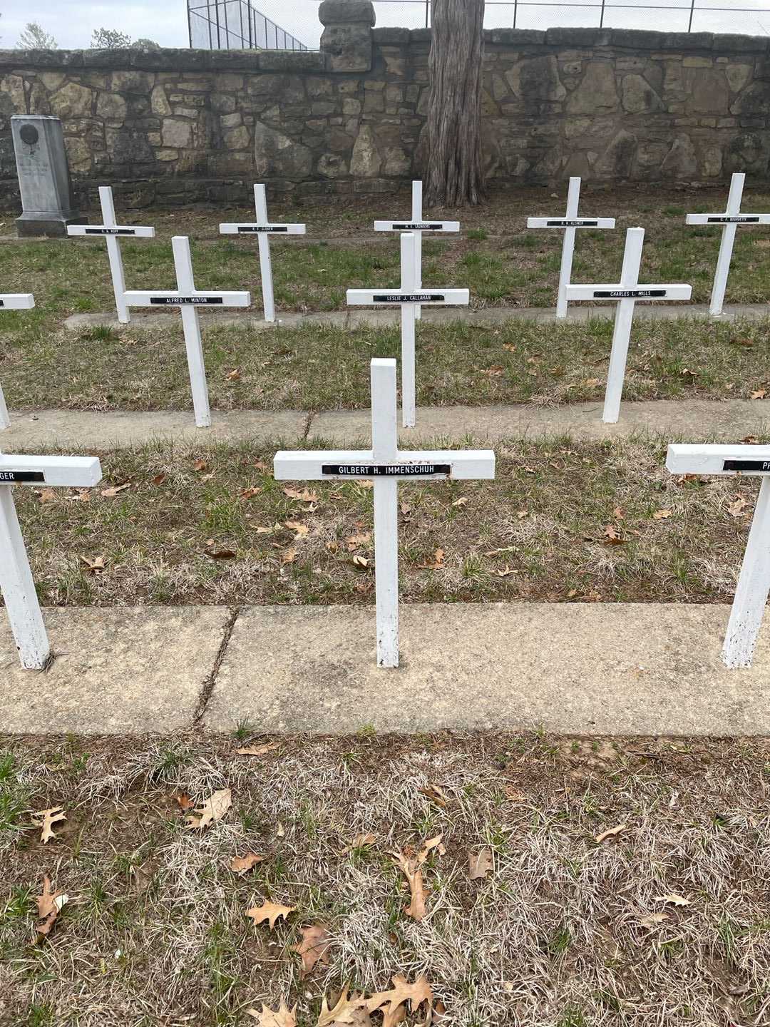 Gilbert H. Immenschuh's grave. Photo 2