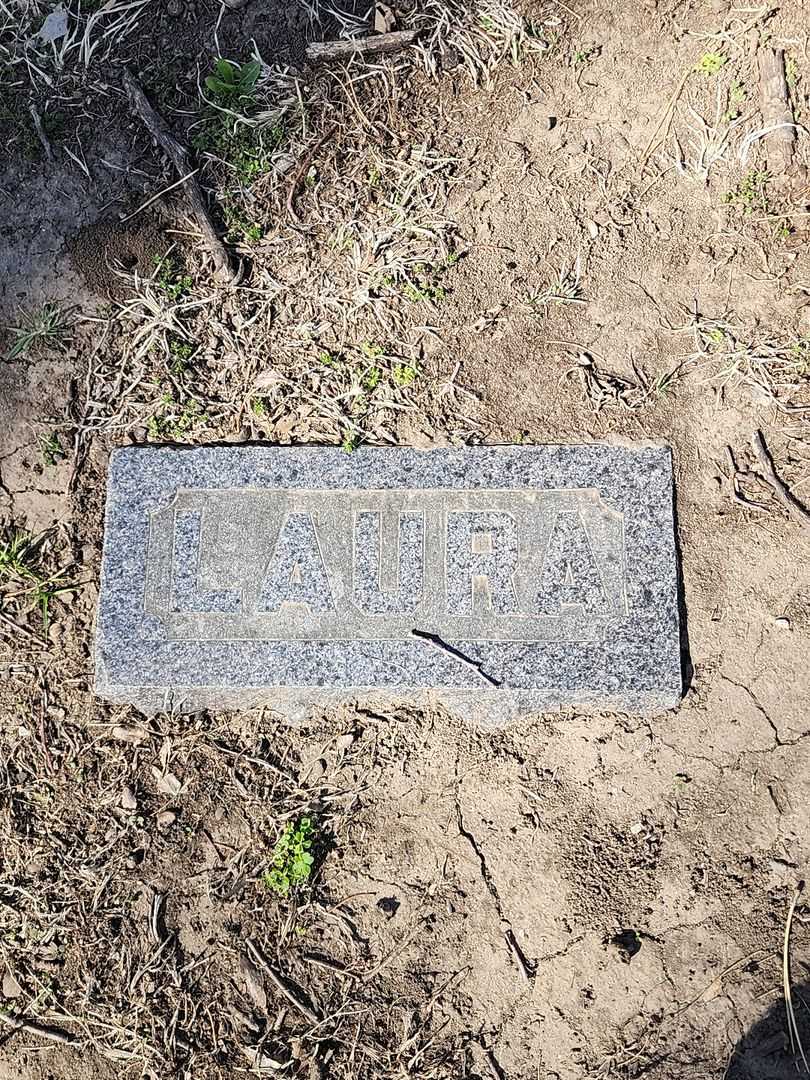 Missus/Madam Laura S. Neale's grave. Photo 1