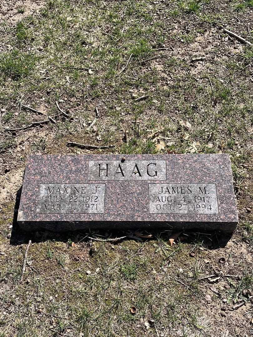 James M. Haag Senior's grave. Photo 1