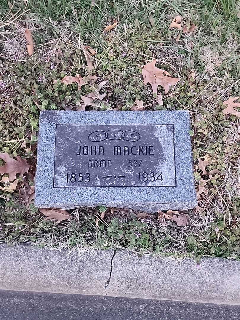 John Mackie's grave. Photo 1