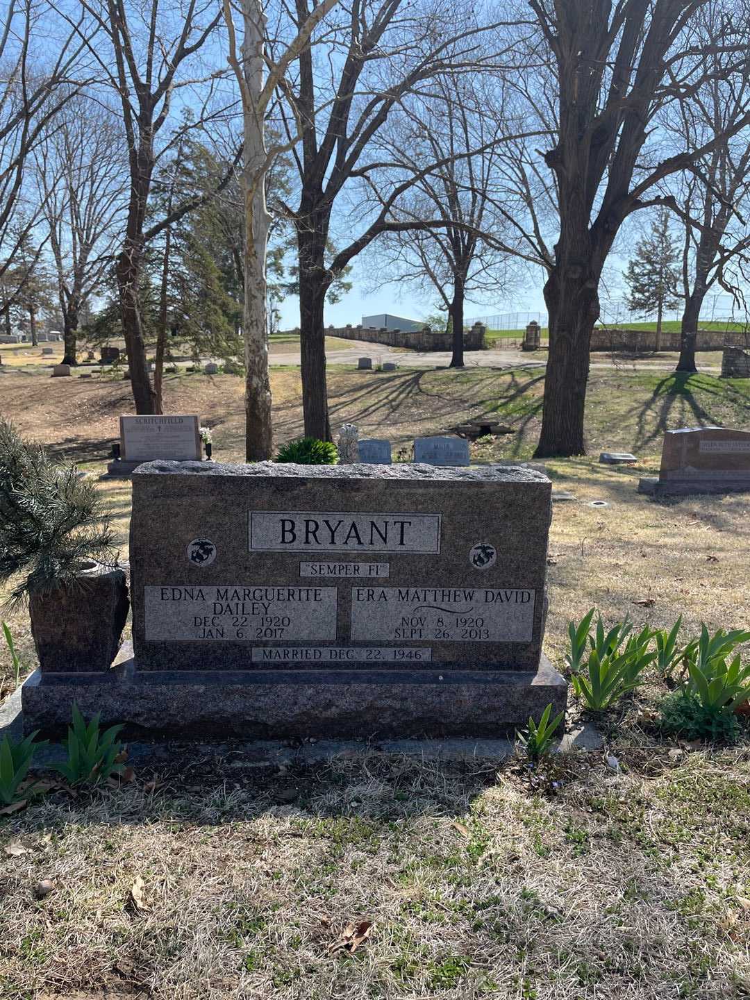 Edna Marguerite Dailey Bryant's grave. Photo 3