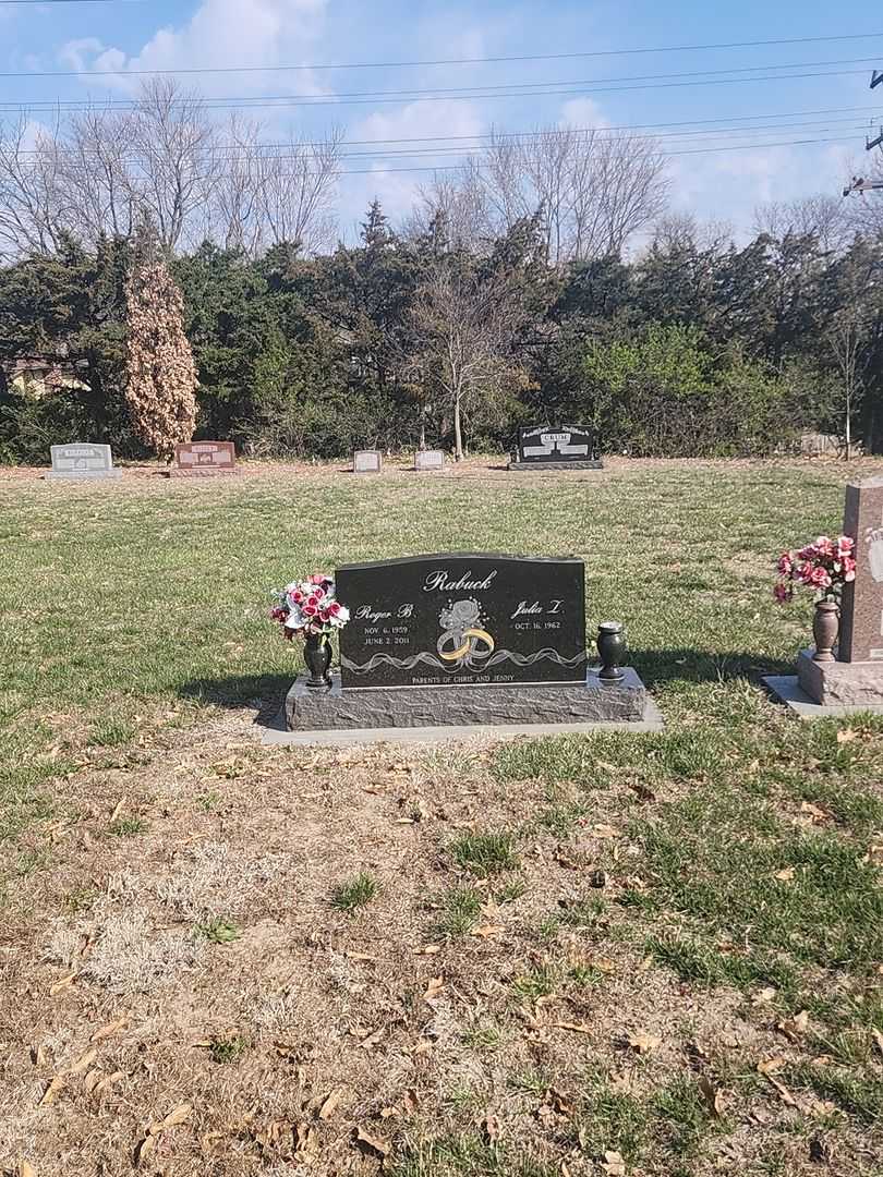 Roger B. Rabuck's grave. Photo 2