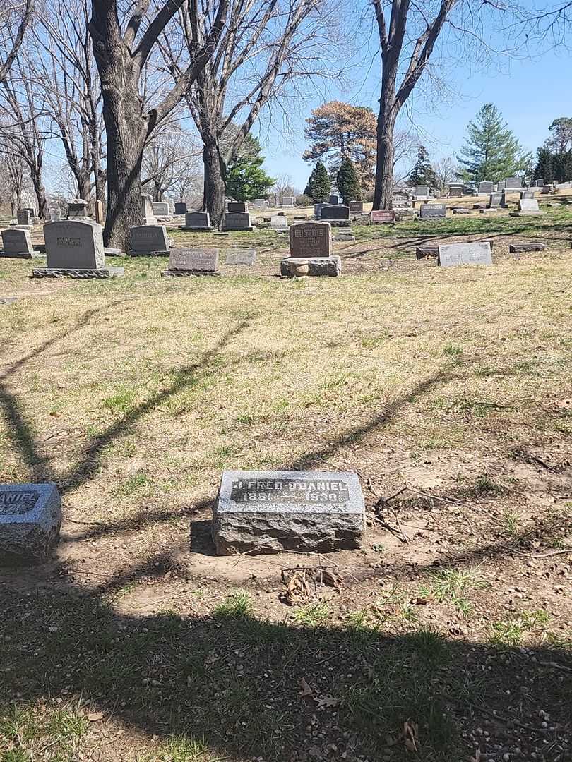 James Frederick "Fred" O'Daniel's grave. Photo 2