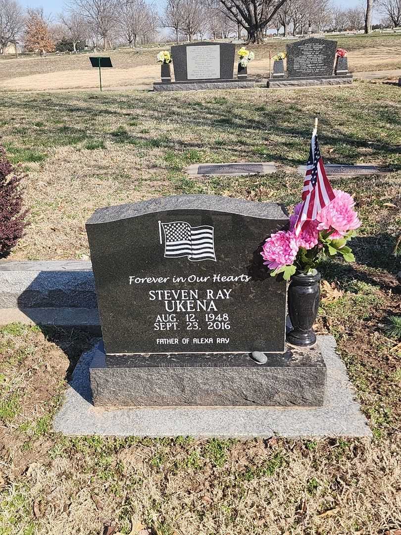 Steven Ray Ukena's grave. Photo 1
