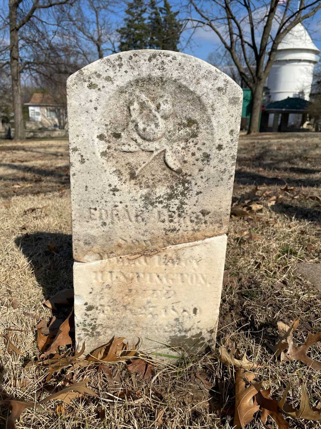 Edgar Leroy Huntington's grave. Photo 3