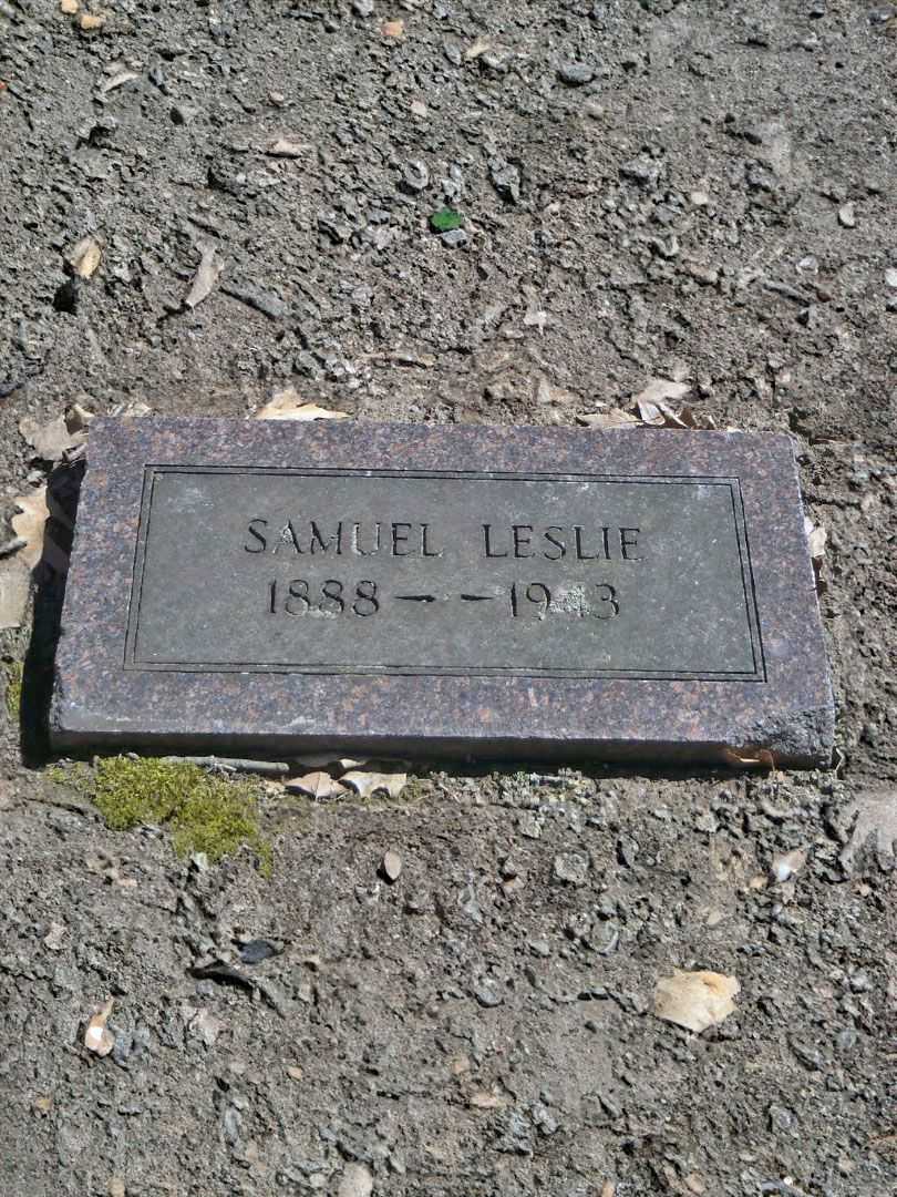 Samuel Leslif Wagaman's grave. Photo 3