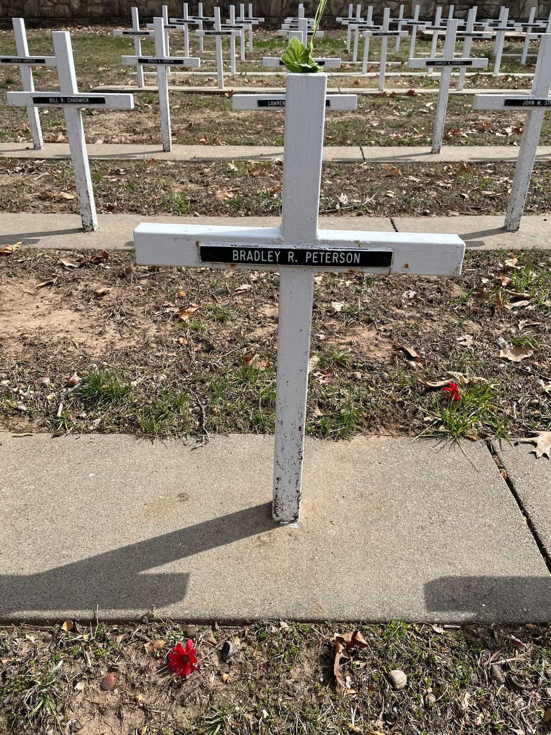 Bradley R. Peterson's grave. Photo 3