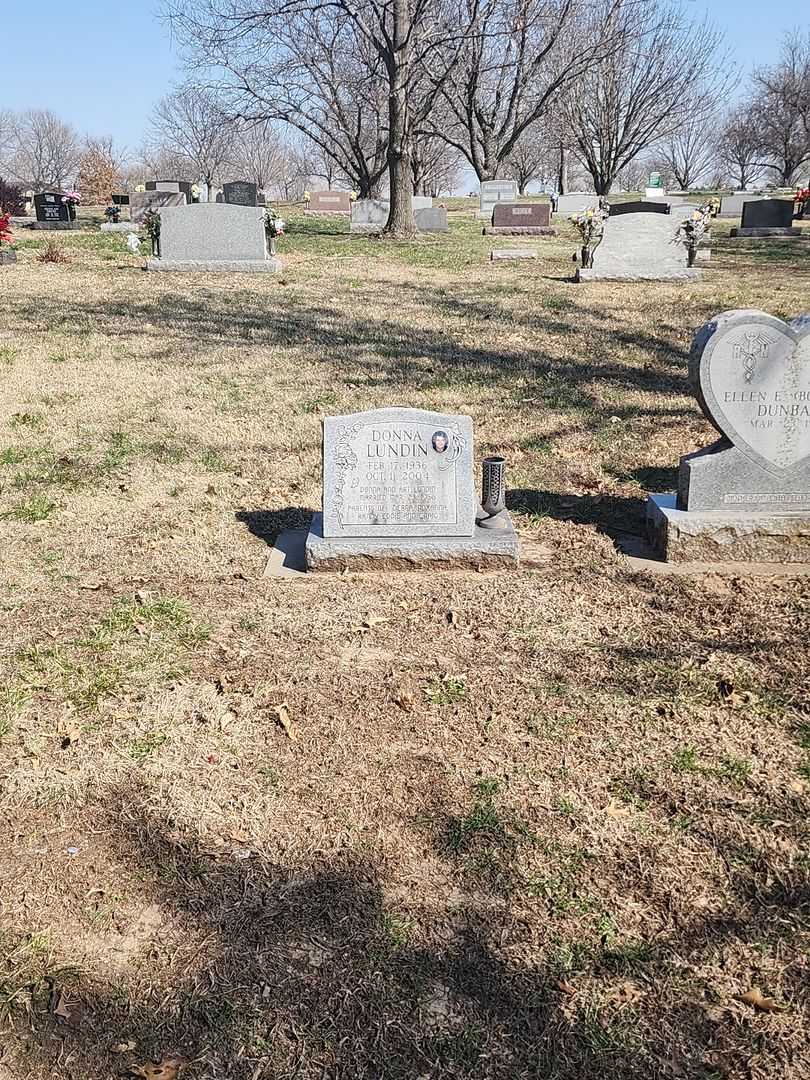 Donna Lee Lacefield Lundin's grave. Photo 2