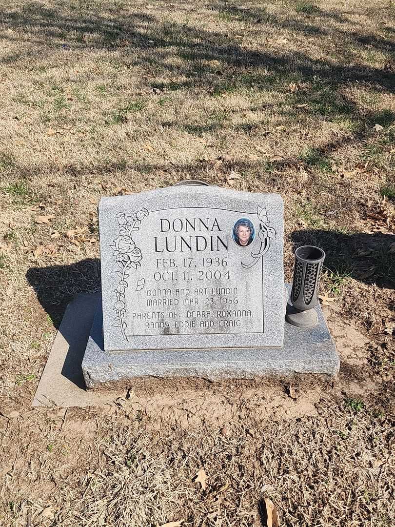 Donna Lee Lacefield Lundin's grave. Photo 1