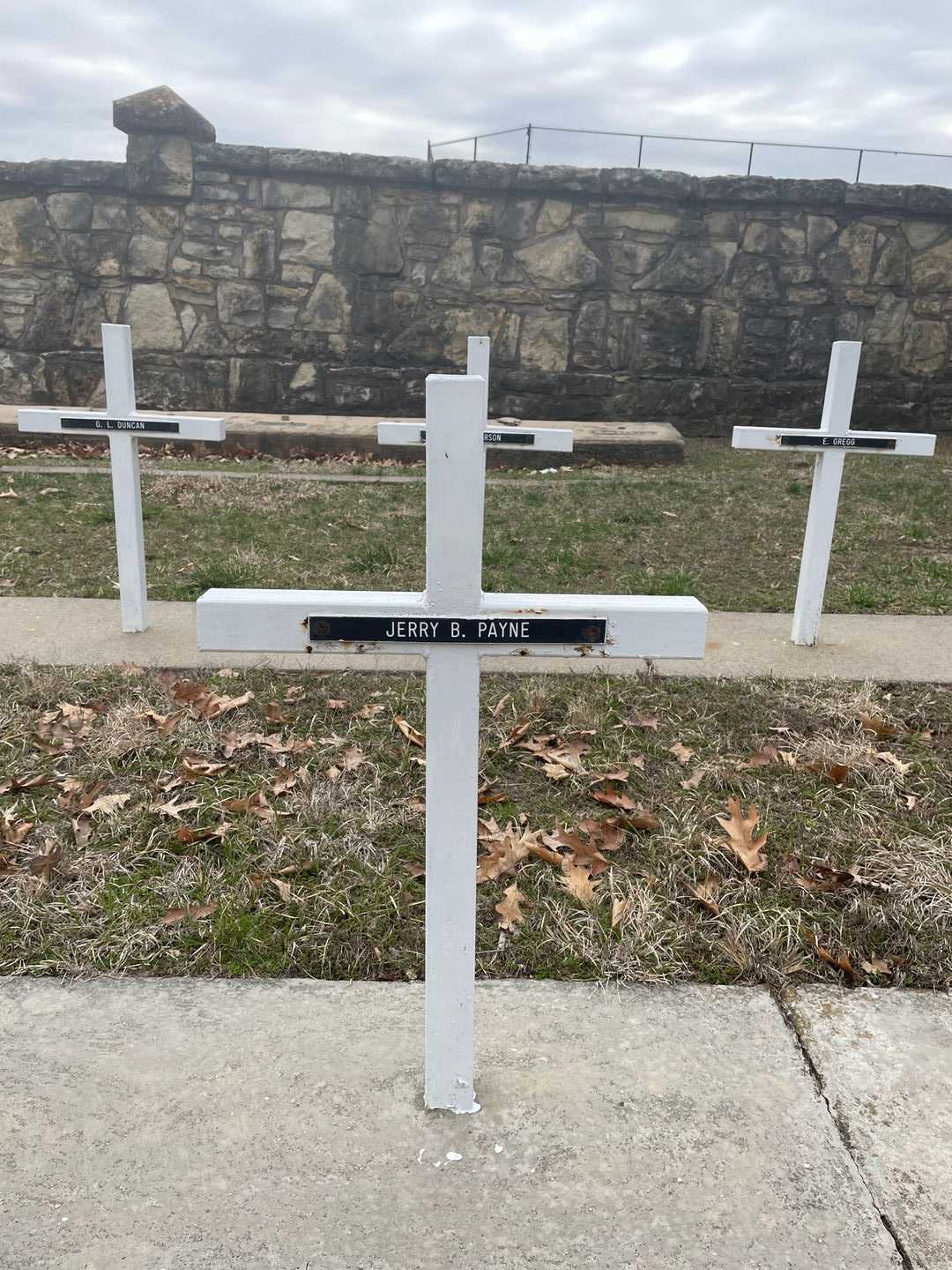 Jerry B. Payne's grave. Photo 3