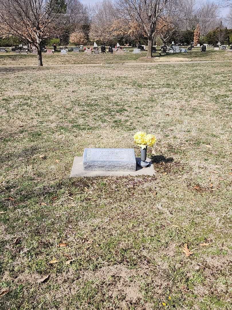 Ryan Matthew Kanost's grave. Photo 2