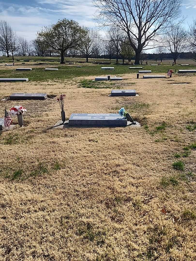 Theodore A. Gagnon's grave. Photo 2