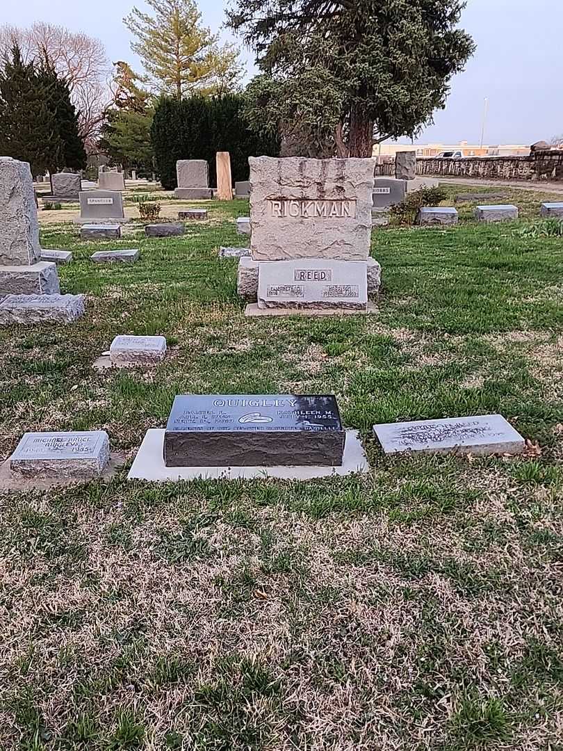 Daniel Lee Quigley's grave. Photo 2