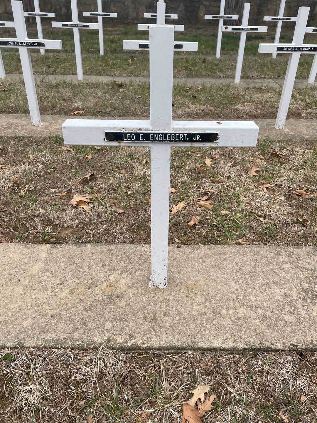 Leo E. Englebert Junior's grave. Photo 3