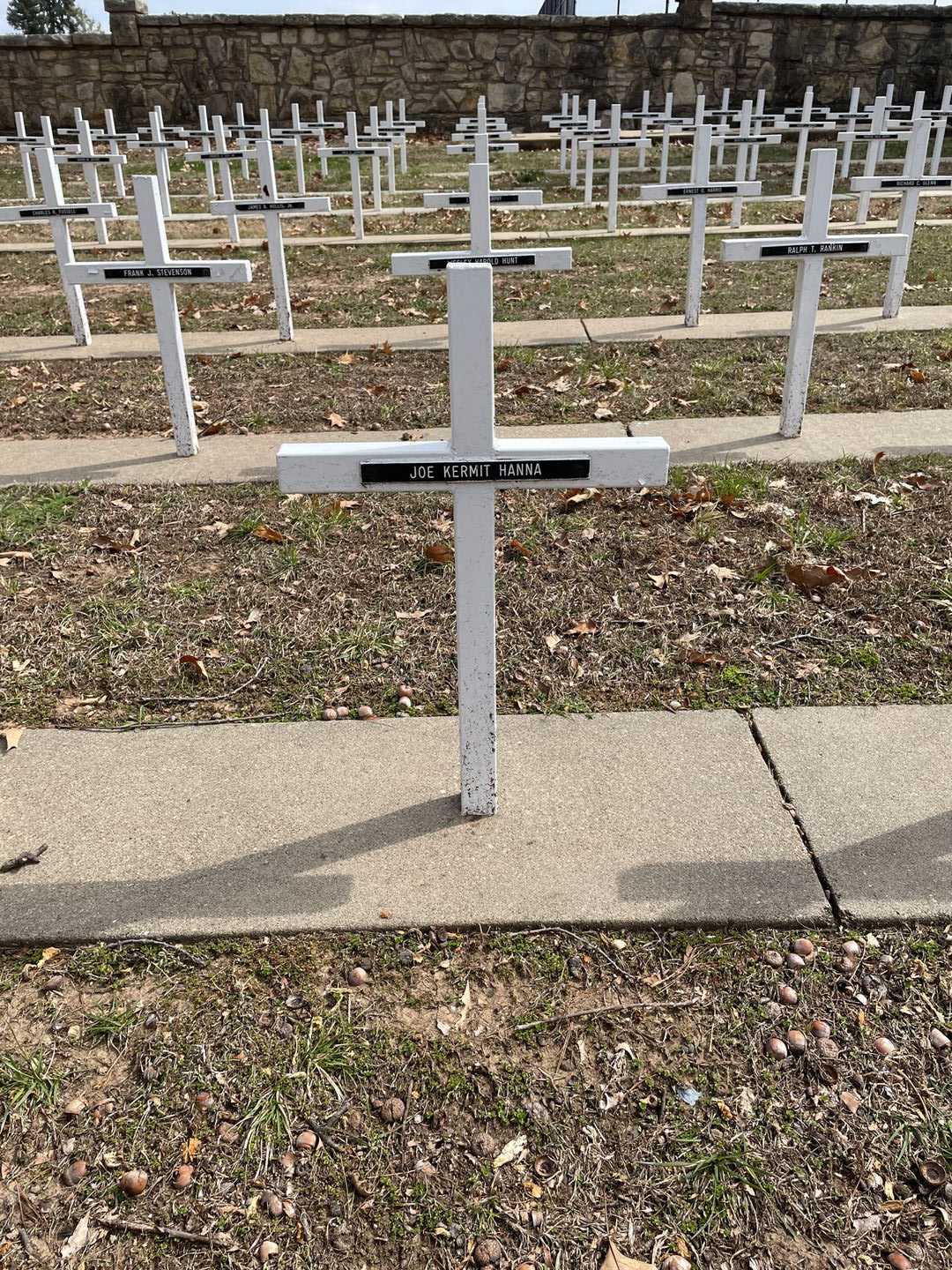 Joe Kermit Hanna's grave. Photo 3