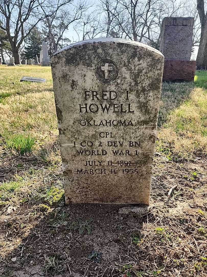 Fred I. Howell's grave. Photo 3