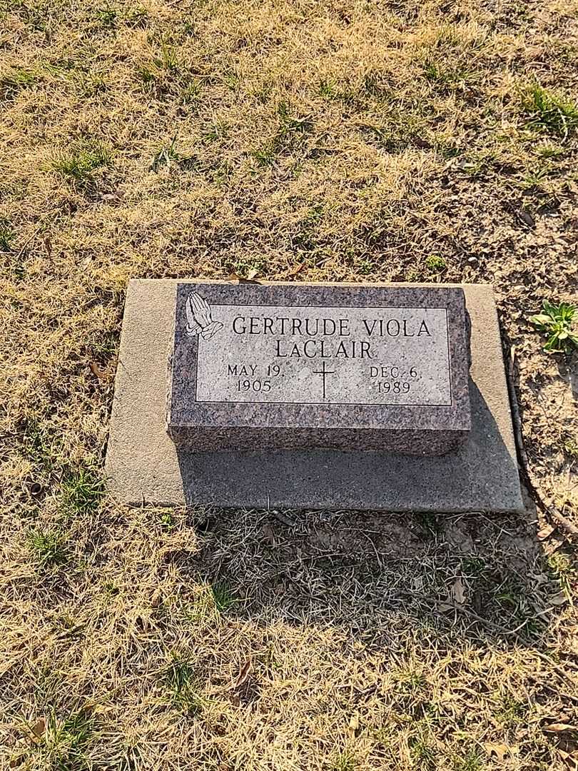Gertrude Viola LaClair's grave. Photo 1