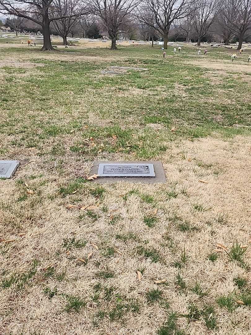 Floy I. Dague's grave. Photo 2
