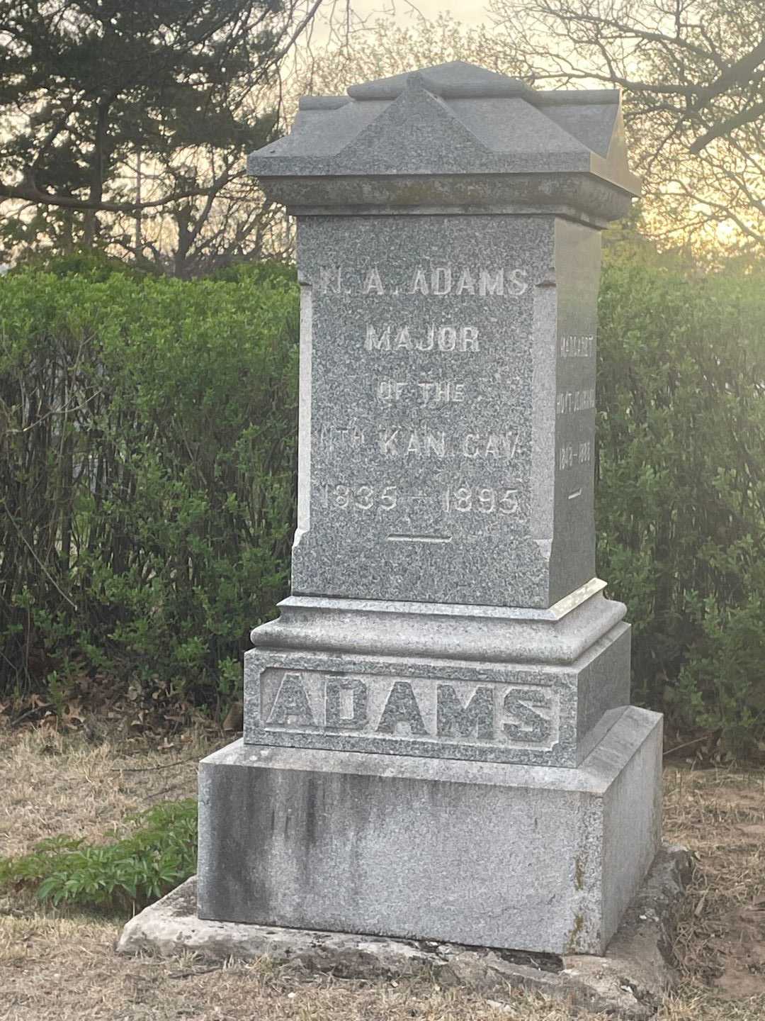 Amanda Macomber-Adams's grave. Photo 1