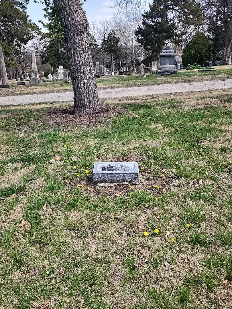 Mary A. Abell's grave. Photo 2