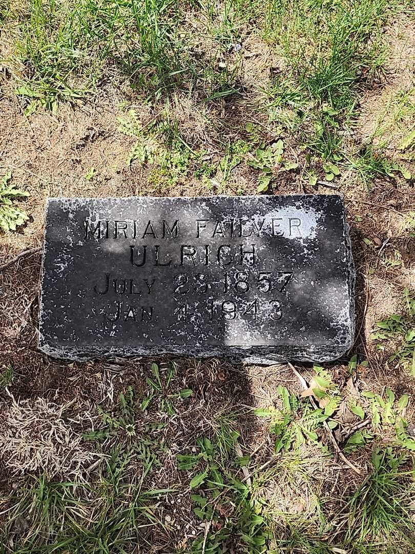 Miriam Failyer Ulrich's grave. Photo 3
