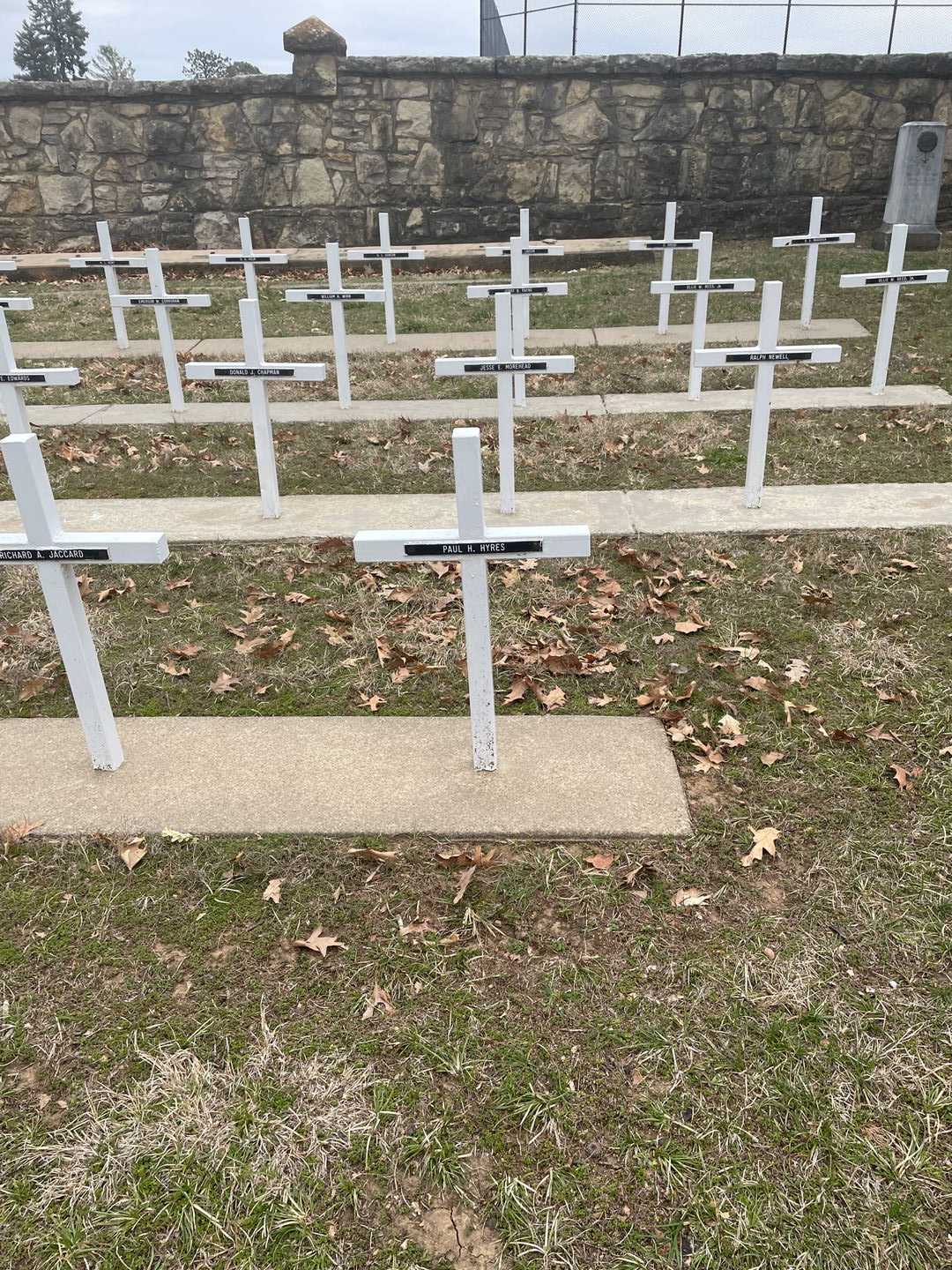 Paul H. Hyres's grave. Photo 2