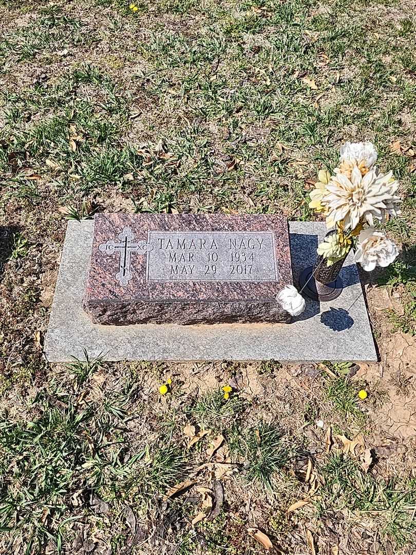 Tamara Nagy's grave. Photo 1