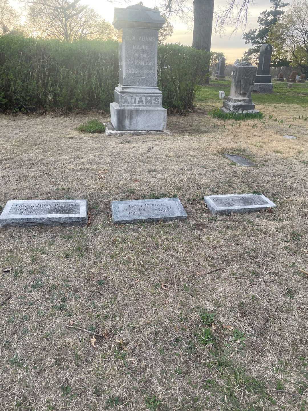 Frank Hoyt Purcell Junior's grave. Photo 2