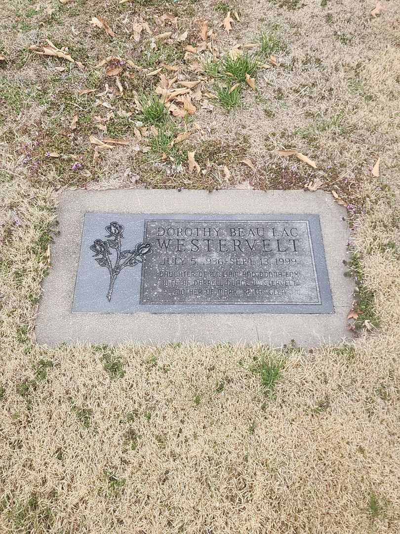 Dorothy Beau Lac Westervelt's grave. Photo 1