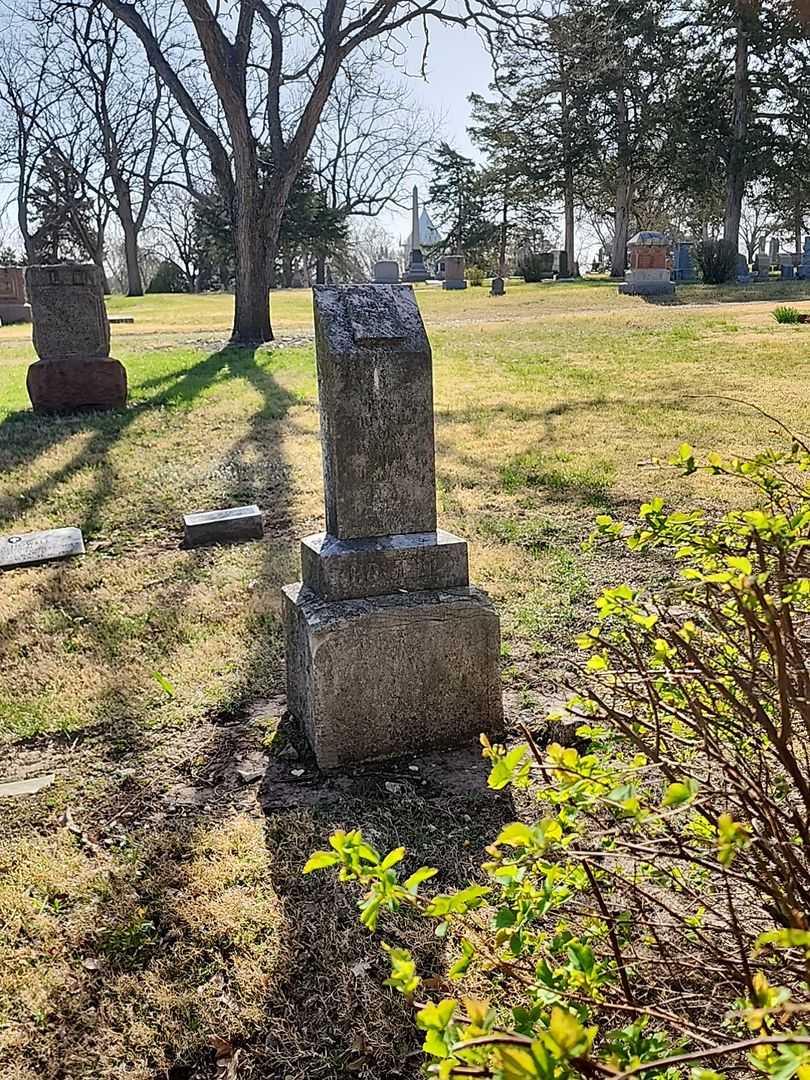 J. M. T. "Jerry" Howell's grave. Photo 2