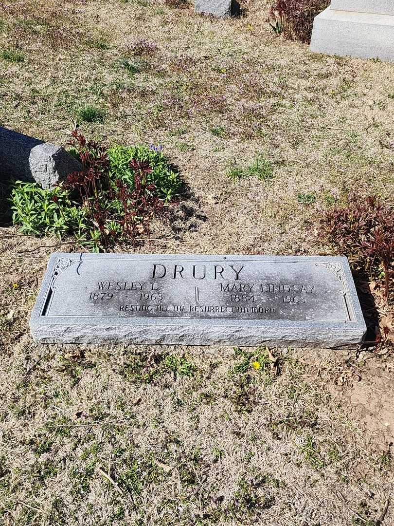 Wesley E. Drury's grave. Photo 3