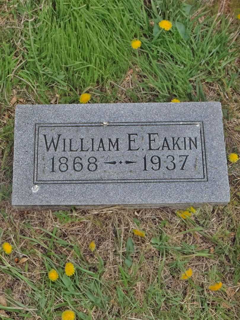 William E. Eakin's grave. Photo 3