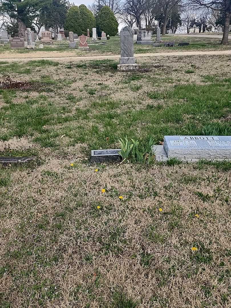 James A. O'Neill's grave. Photo 2