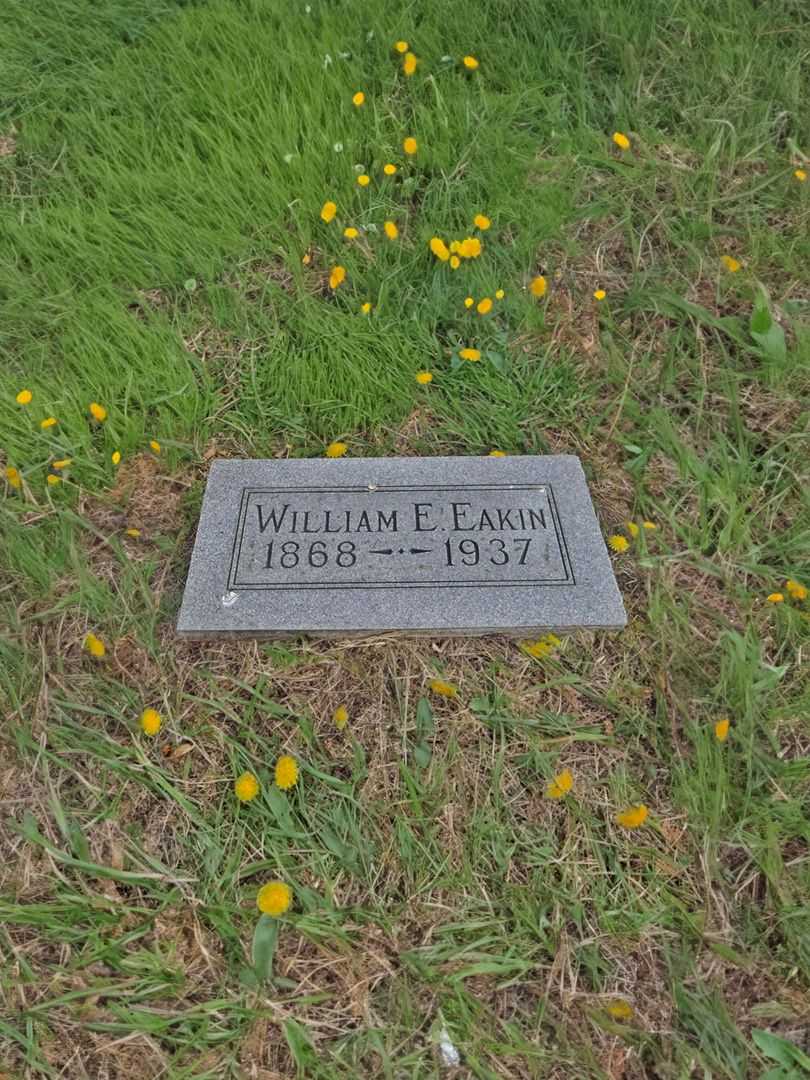 William E. Eakin's grave. Photo 2