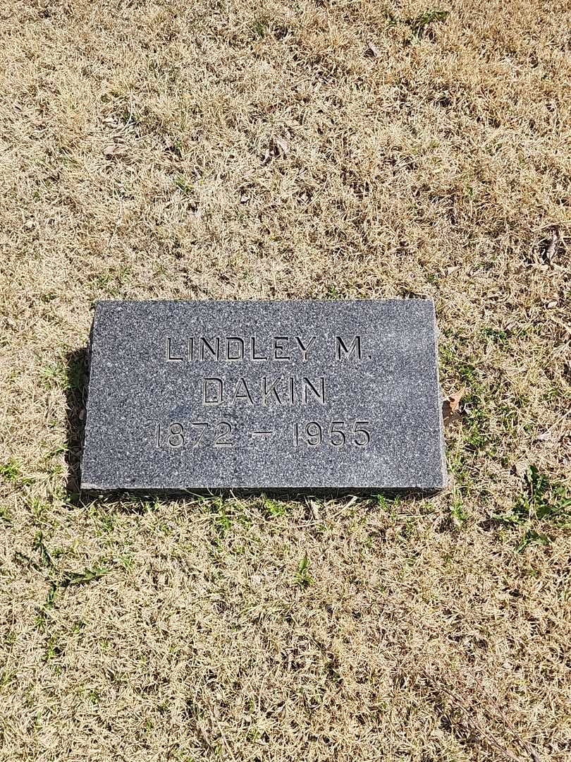 Lindley M. Dakin's grave. Photo 3